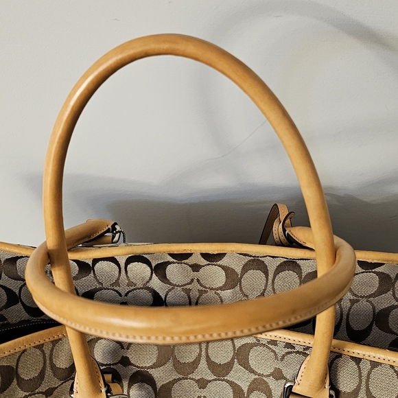 Coach Signature Boston Travel Bag - Picture 15 of 15